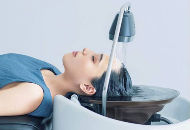 美容館 ジュネス 「頭浸浴」